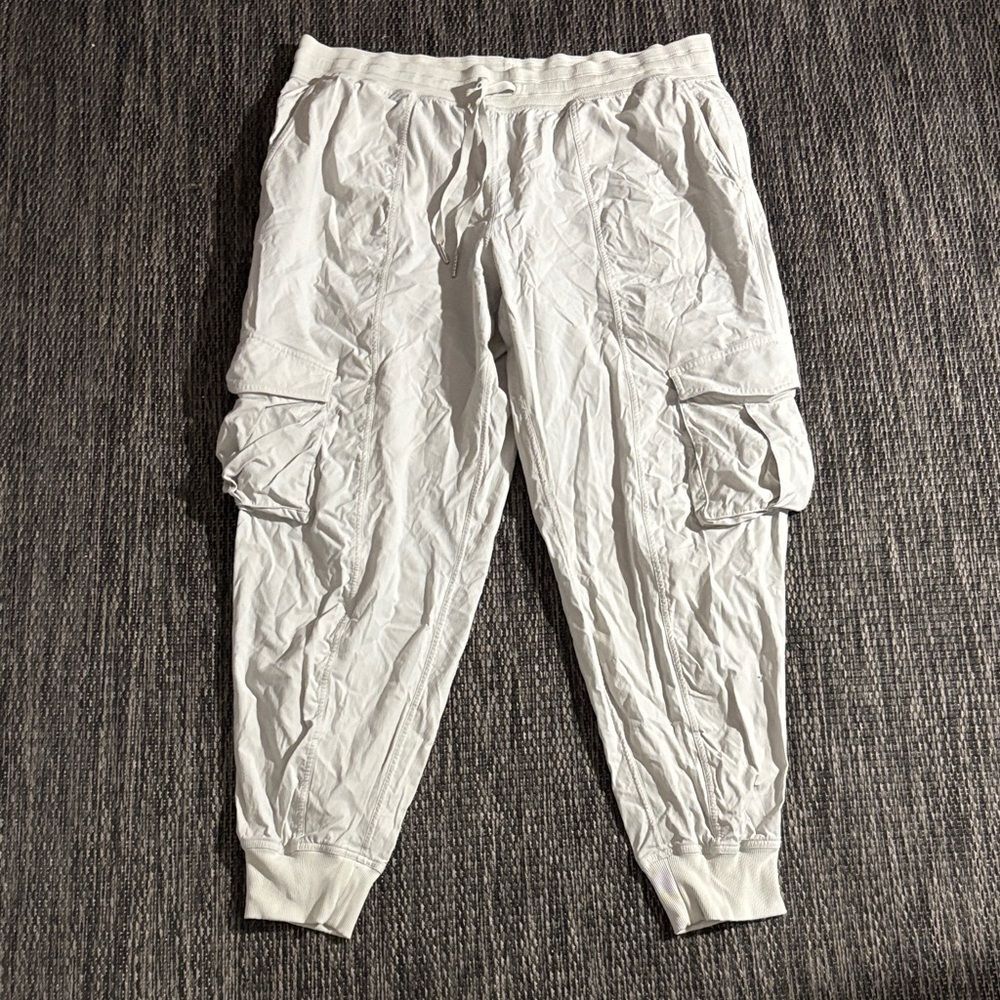 Lululemon Dance Studio Relaxed Fit Mid Rise Cargo Jogger Size XL